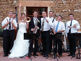 Groupe jazz pour mariages, cocktails, réceptions, séminaire, anniversaires, vin d'honneur, soirée gala entreprise. Orchestre pour vos événements du duo au sextet, jazz, swing.